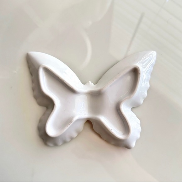 Butterfly Trinket Tray Jewelry Dish - Picture 5 of 12